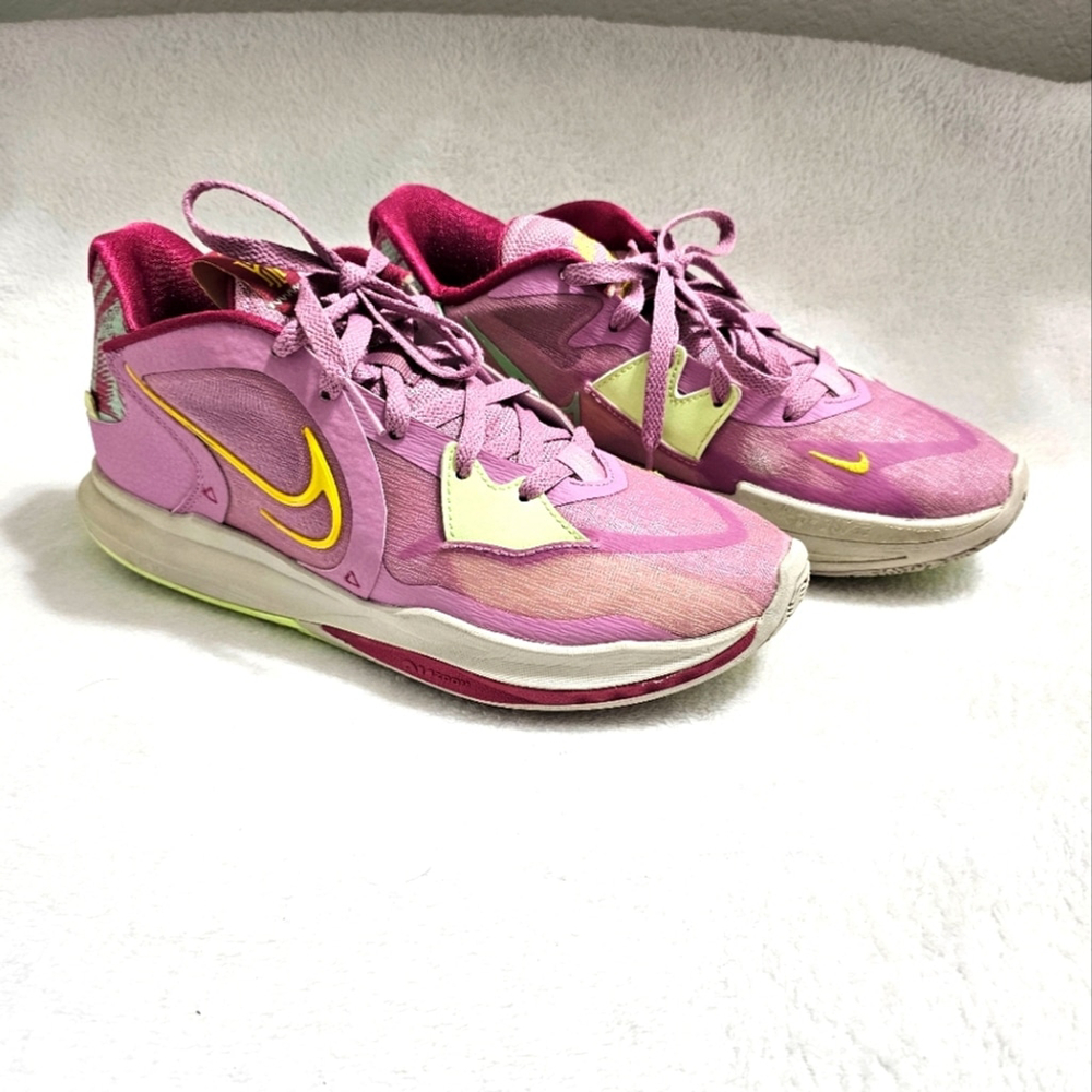 Men Size 9 - Nike Kyrie 5 Low Orchid